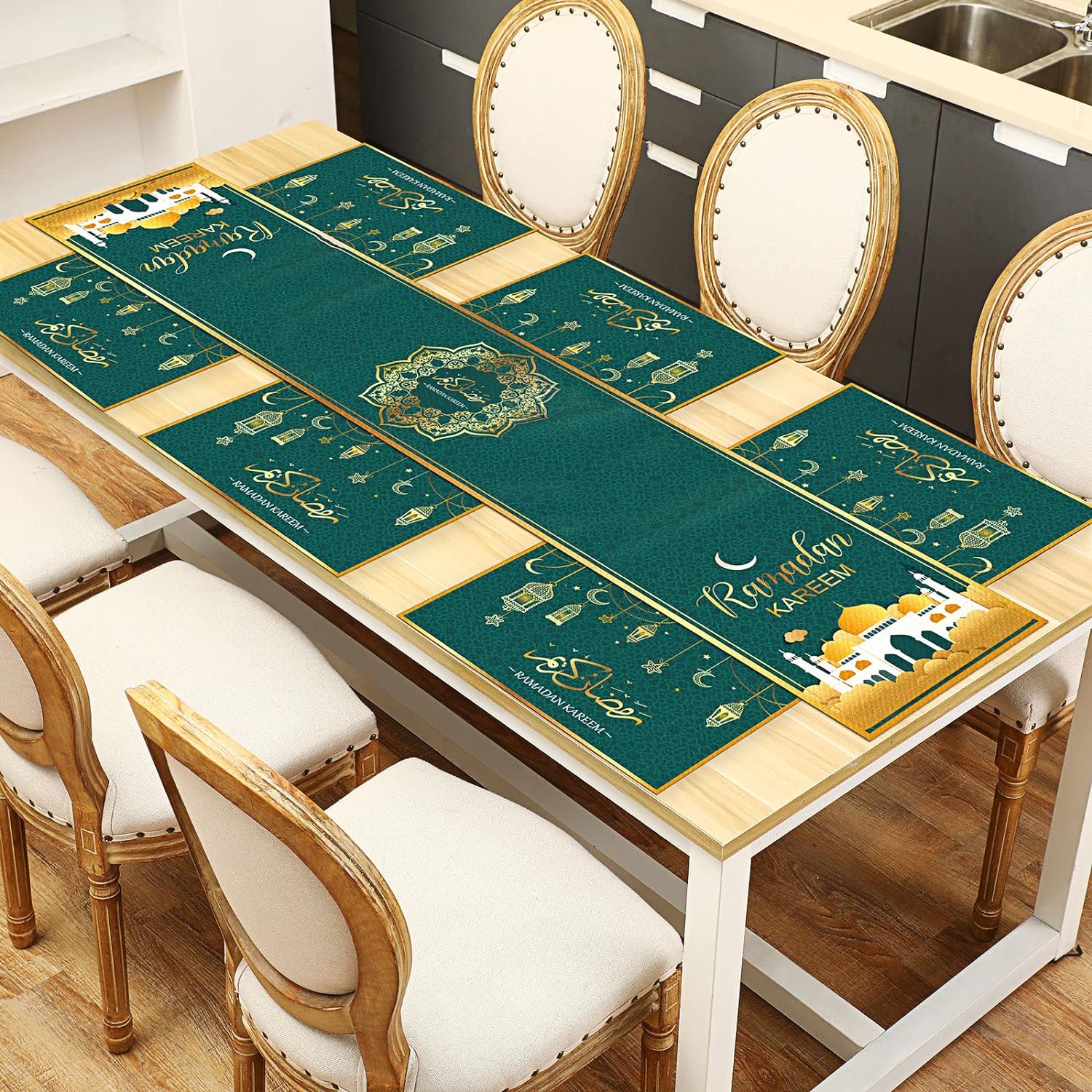 مجموعة مفارش طاولة بتصميم فانوس وقمر ونجوم 7 قطع من تيامون